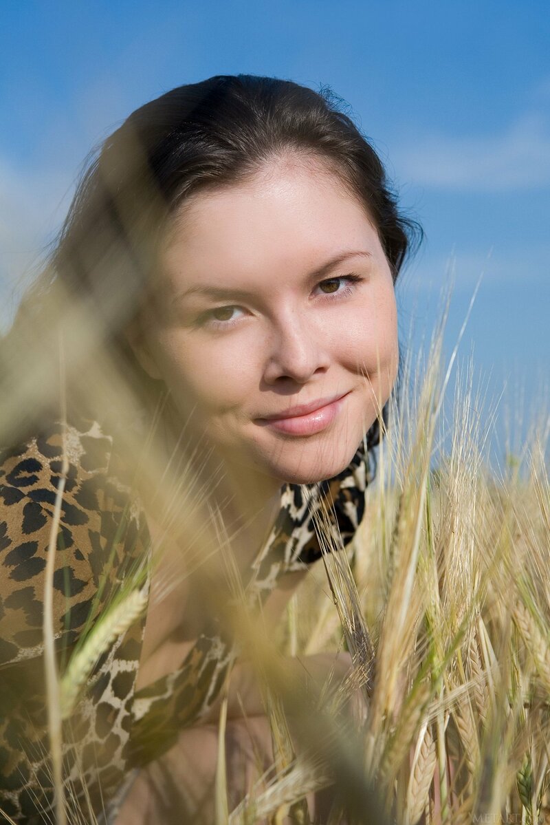 Оксана, 18